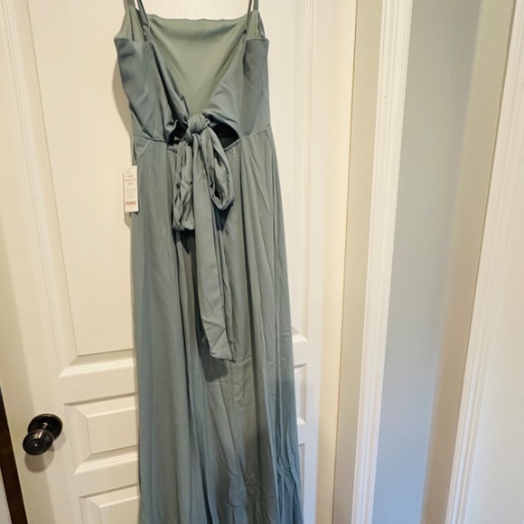 Lauren Tir Maxi Dress | Show Me Your Mumu | size M | colour Dilver Sage Crisp - Picture 4 of 5